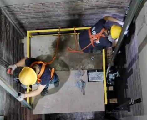 Safe elevator guide rail installation inside shaft